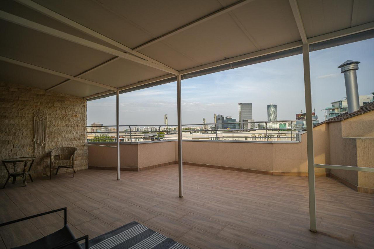 Penthouse With Huge Rooftop & Amazing City View Bucarest Exterior foto